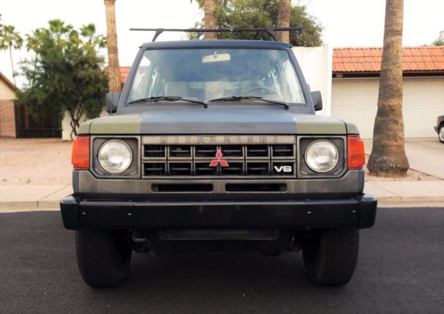 1990 Mitsubishi Montero - photo 5