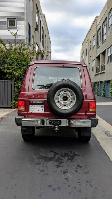 1990 Mitsubishi Montero LS - photo 7