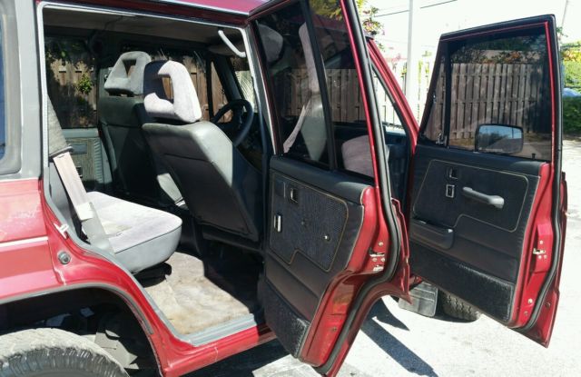 1990 Mitsubishi Montero LS - photo 10