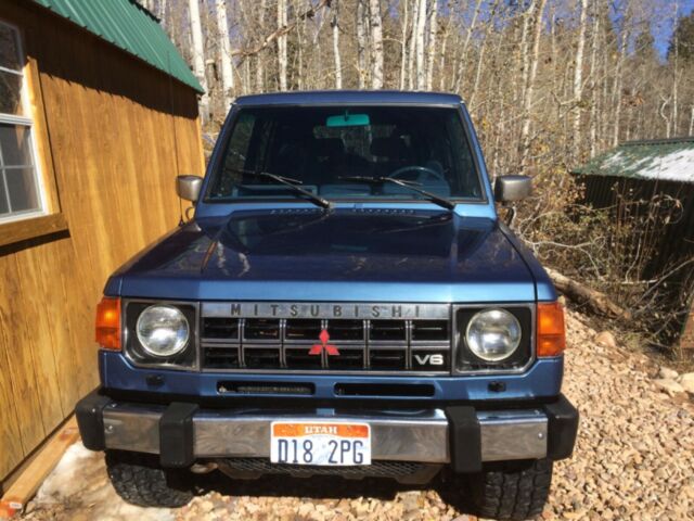 1990 Mitsubishi Montero LS - photo 7