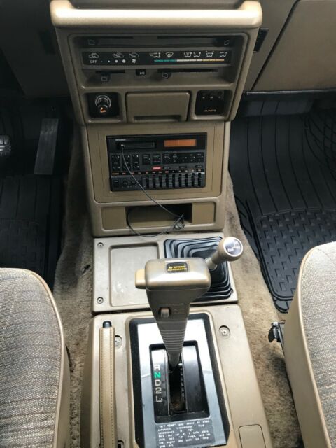 1990 Mitsubishi Montero RS 4X4 - photo 10