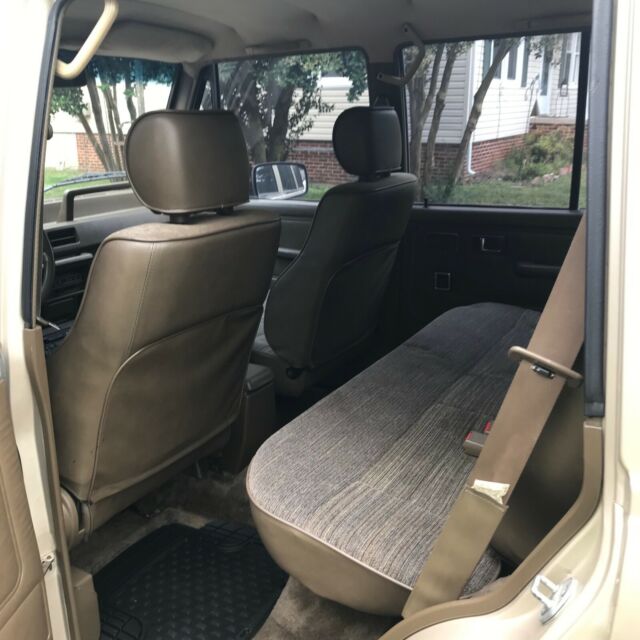 1990 Mitsubishi Montero RS 4X4 - photo 13