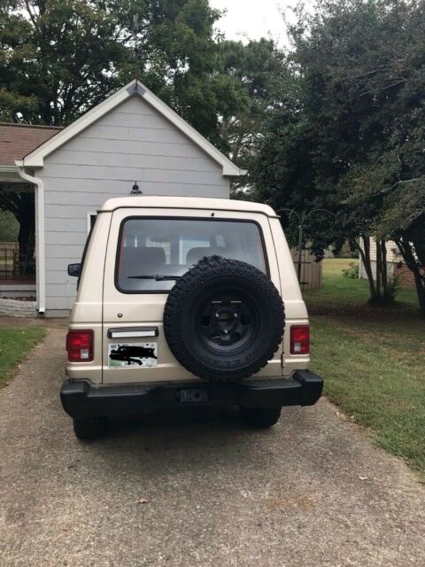 1990 Mitsubishi Montero RS 4X4 - photo 6