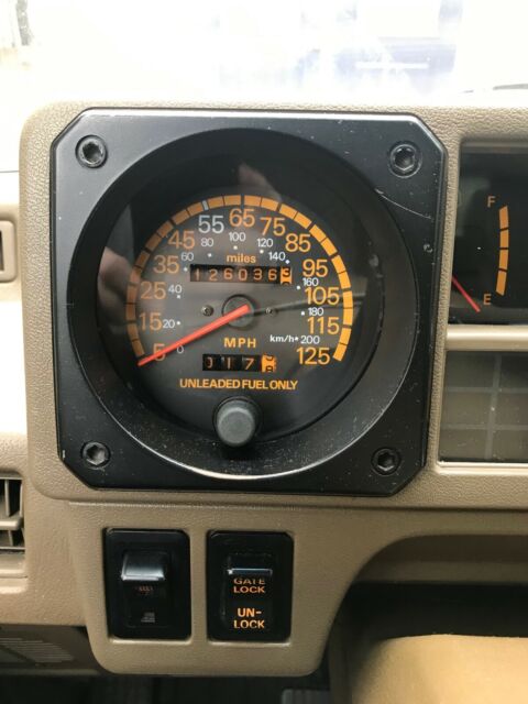 1990 Mitsubishi Montero RS 4X4 - photo 9