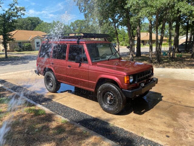 1990 Mitsubishi Montero - photo 2