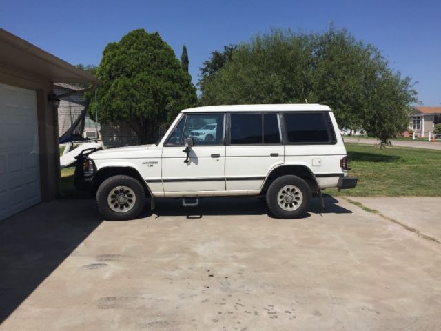 1990 Mitsubishi Montero Sport