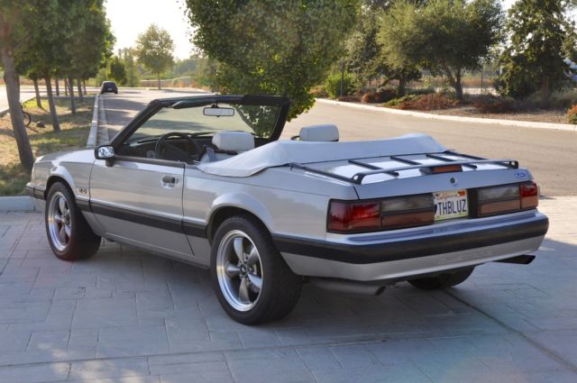 1990 Ford Mustang LX - photo 4