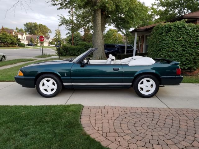 1990 Ford Mustang LX - photo 3