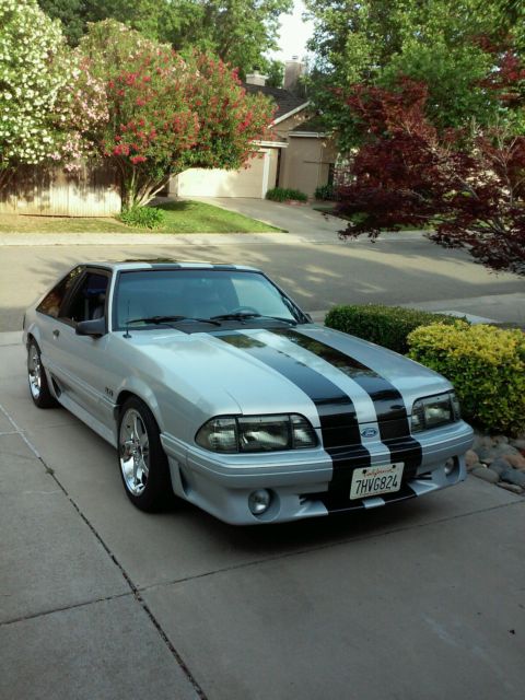 1990 Ford Mustang - photo 2