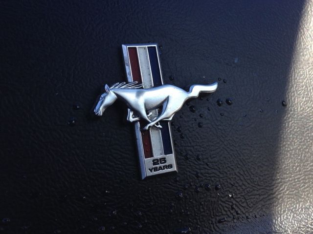1990 Ford Mustang GT - photo 2