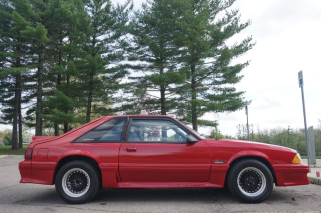 1990 Ford Mustang GT - photo 8