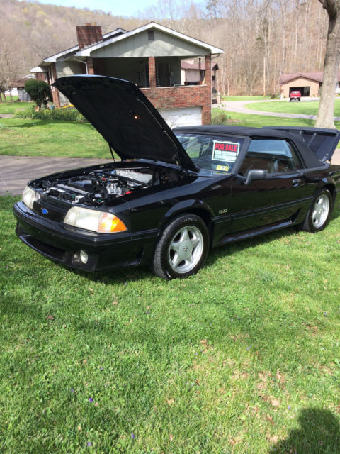 1990 Ford Mustang GT