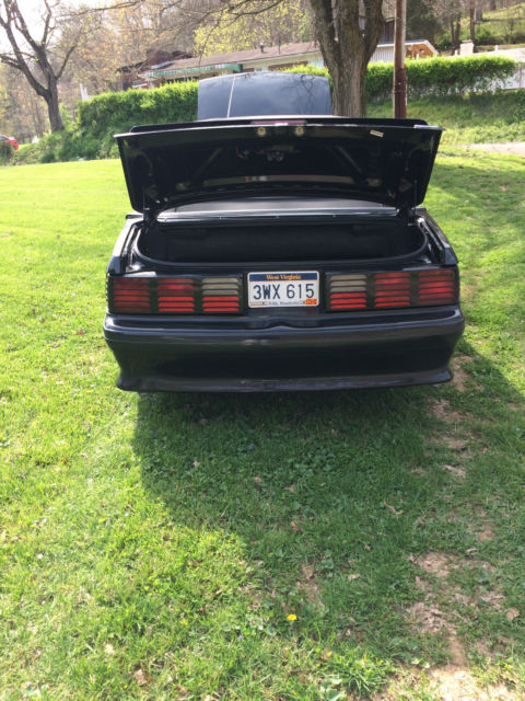 1990 Ford Mustang GT - photo 4