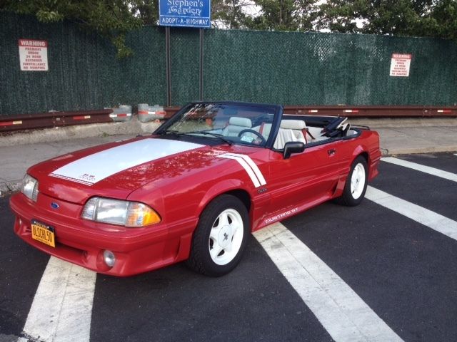 1990 Ford Mustang GT - photo 3