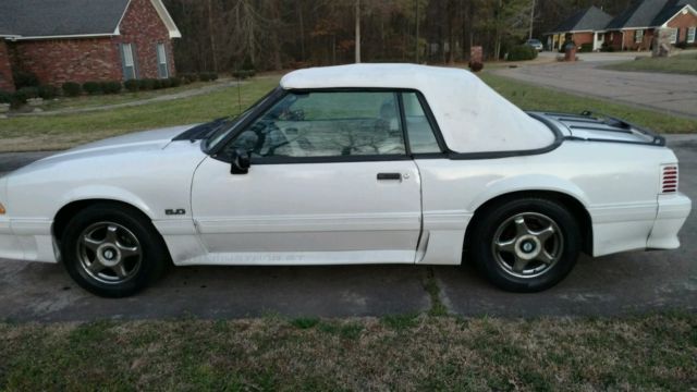 1990 Ford Mustang - photo 2