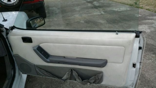 1990 Ford Mustang - photo 4