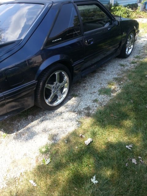 1990 Ford Mustang GT - photo 3