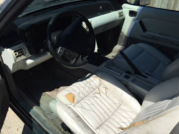 1990 Ford Mustang LX - photo 2