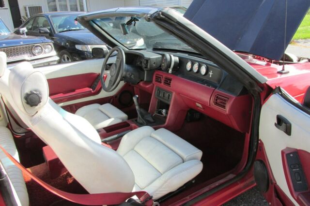 1990 Ford Mustang convertible - photo 8