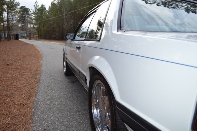 1990 Ford Mustang LX - photo 13