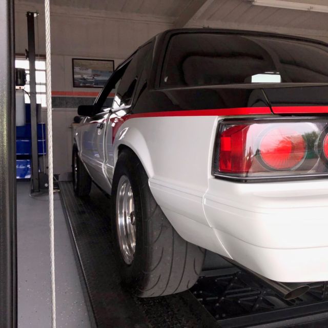 1990 Ford Mustang lx - photo 6