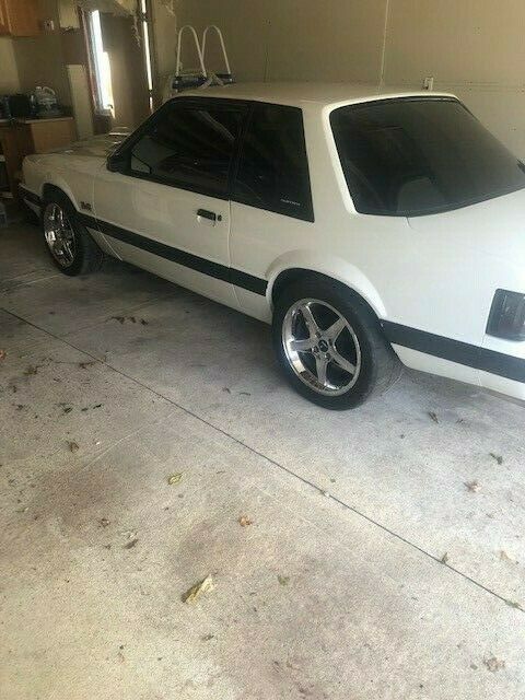 1990 Ford Mustang - photo 7