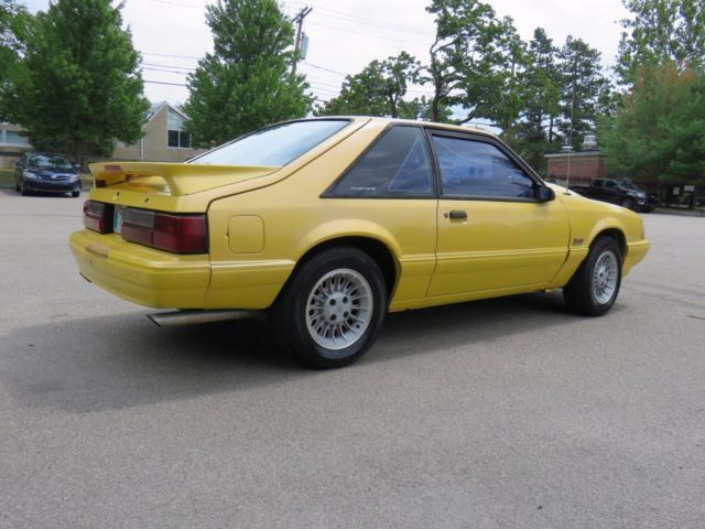 1990 Ford Mustang - photo 6