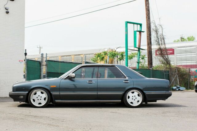 1990 Nissan CIMA CEDRIC