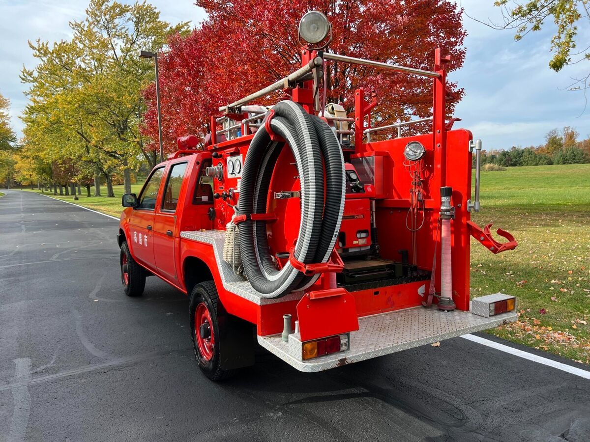 1990 Nissan D21 Fire Truck - photo 10