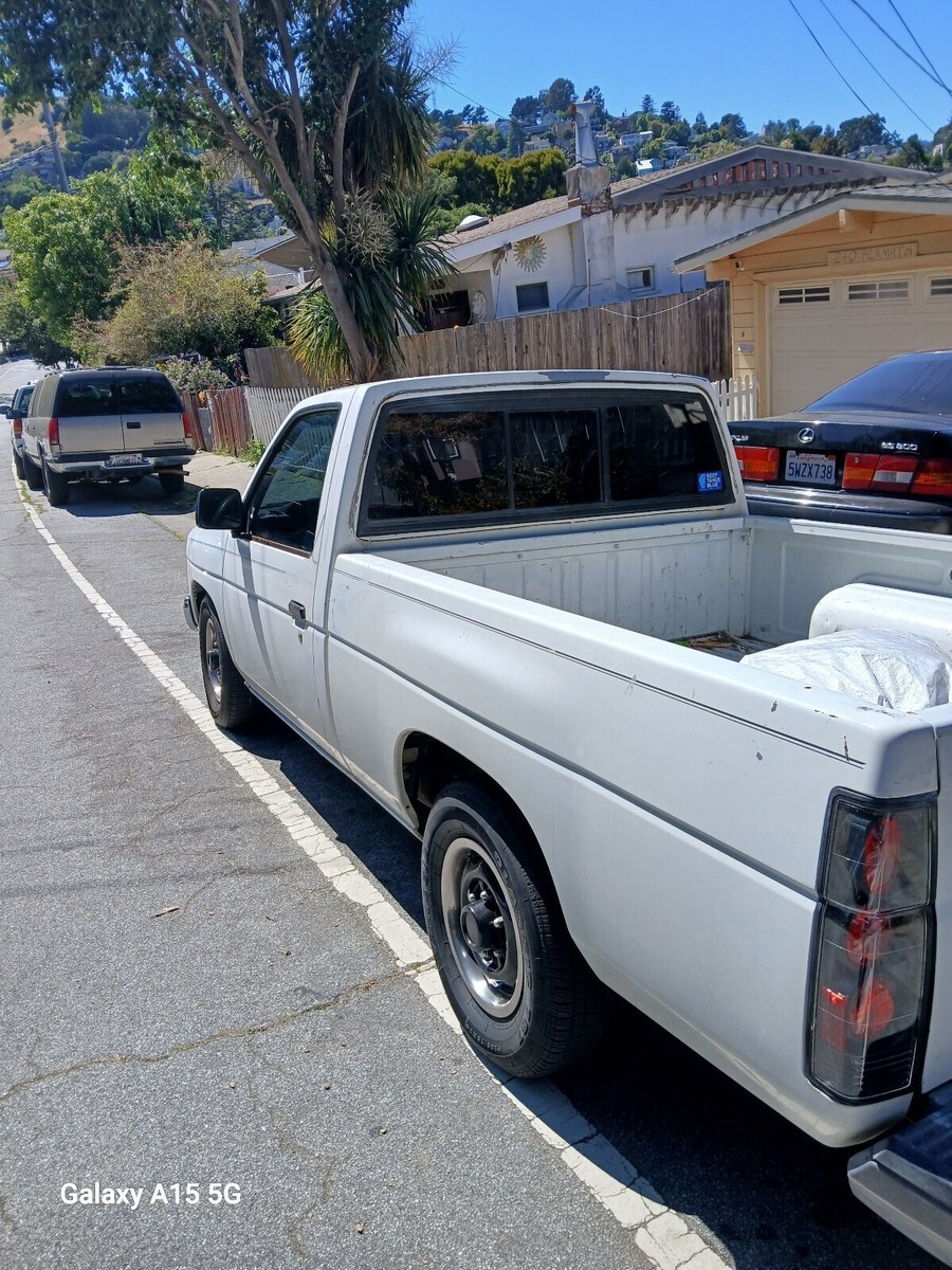 1990 Nissan D21 SHORT BED - photo 4