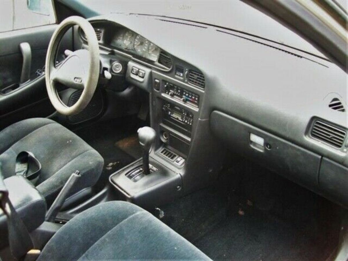 1990 Nissan Maxima GXE - photo 5