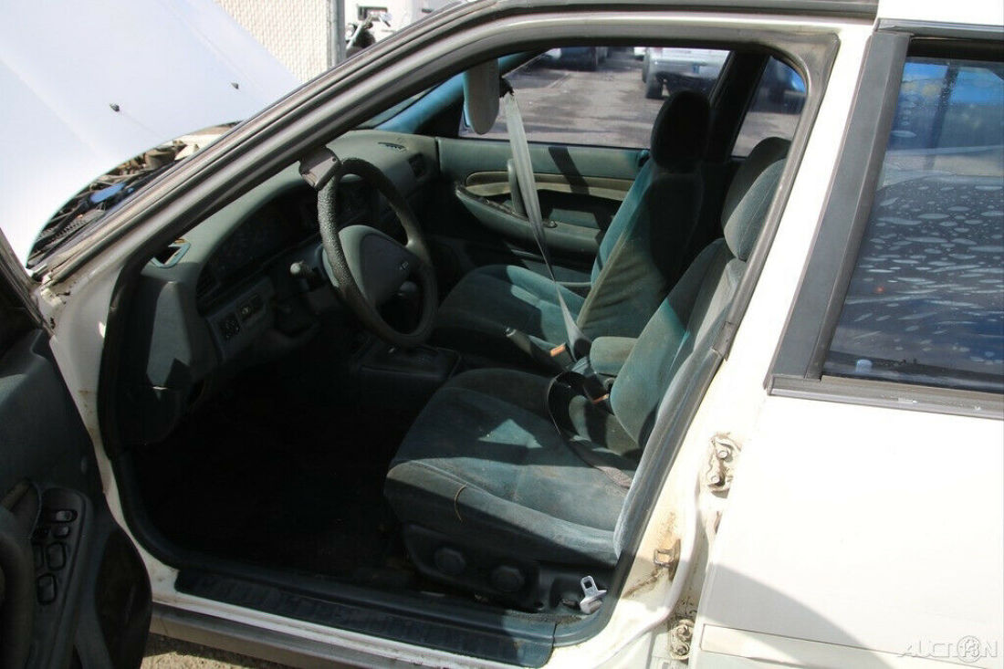 1990 Nissan Maxima GXE - photo 11