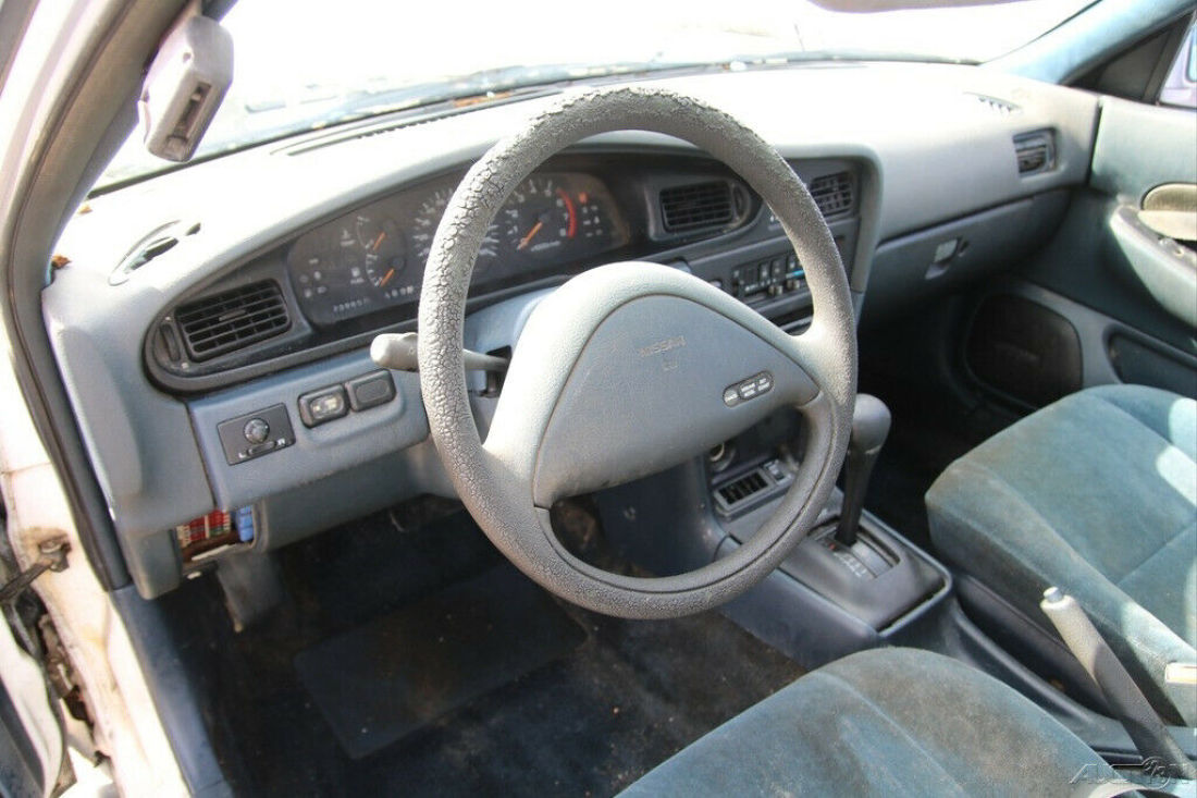1990 Nissan Maxima GXE - photo 12