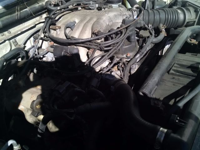 1990 Nissan Pathfinder - photo 12