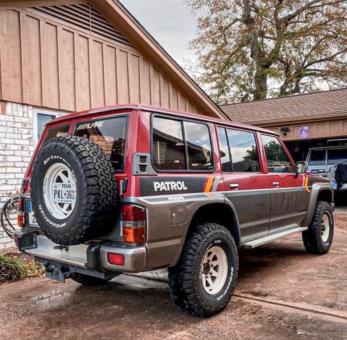 1990 Nissan Patrol Y60 - photo 2