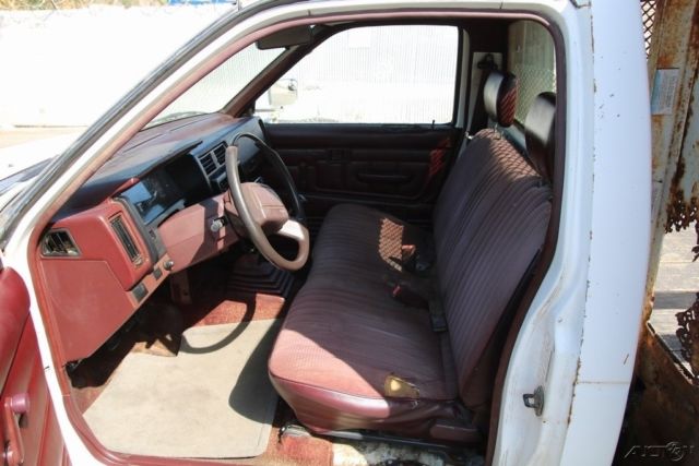 1990 Nissan Truck V6 - photo 10