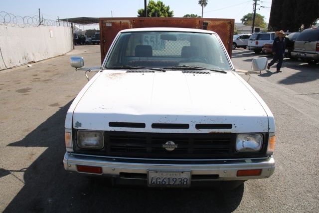 1990 Nissan Truck V6 - photo 8
