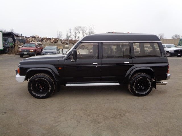 1990 Nissan SAFARI 4X4 DIESEL SAFARI 4X4 DIESEL - photo 2