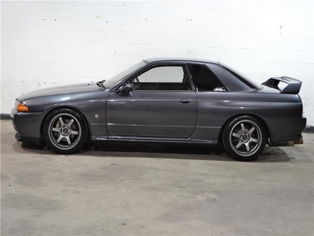 1990 Nissan GT-R -- - photo 8