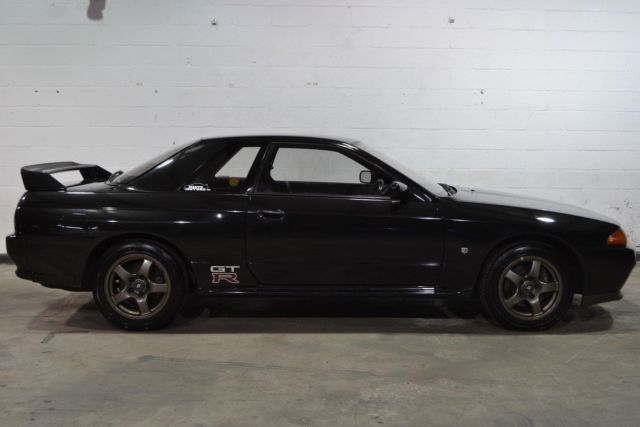 1990 Nissan GT-R -- - photo 4
