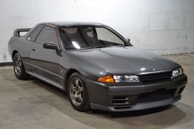 1990 Nissan GT-R -- - photo 3