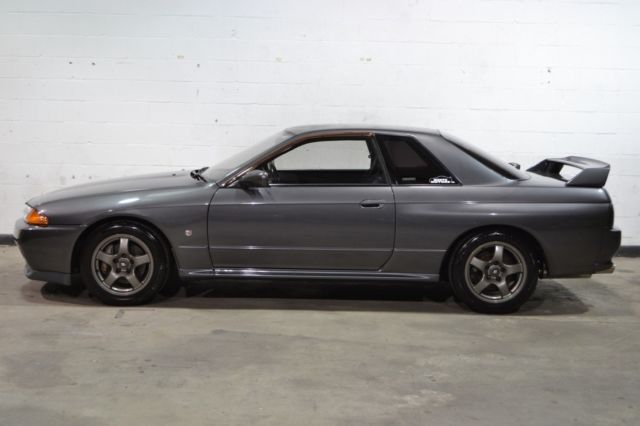 1990 Nissan GT-R -- - photo 8