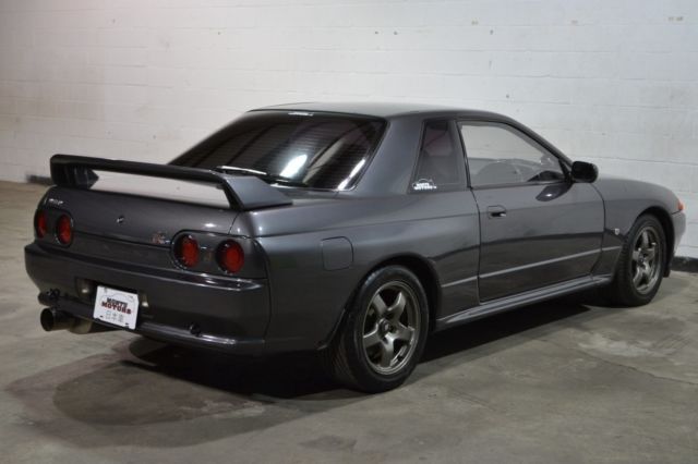 1990 Nissan GT-R -- - photo 5