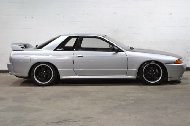 1990 Nissan GT-R -- - photo 4