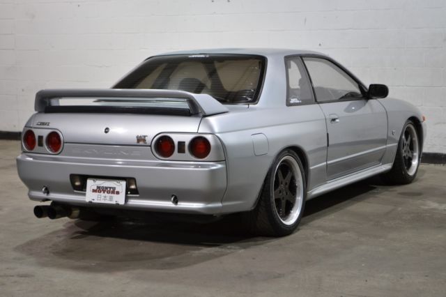 1990 Nissan GT-R -- - photo 6