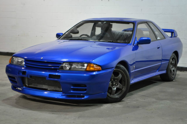1990 Nissan Skyline GT-R -- BaySide Blue - RB26DETT - 5 Speed 1990 Nissan GT-R R32 GT-R