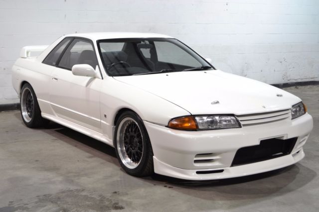 1990 Nissan GT-R R32 GT-R - photo 2
