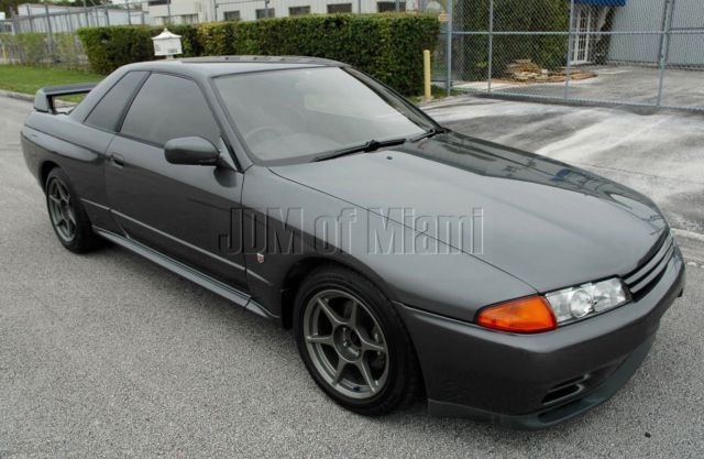 1990 Nissan GT-R
