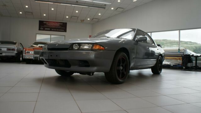 1990 Nissan Skyline GTS - photo 3