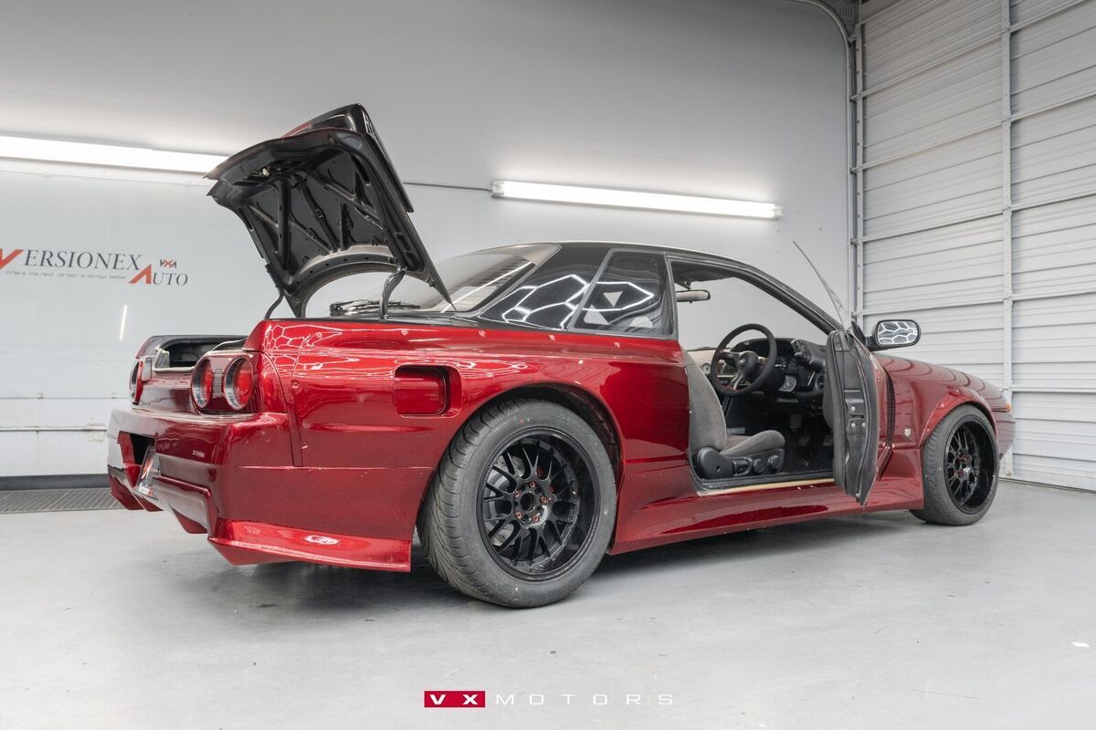 1990 Nissan Skyline - photo 2